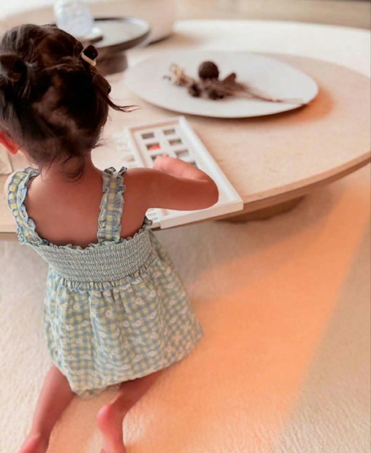 新富策略 周杰伦晒3岁小女儿萌照，天王变“女儿奴”甜度超标！