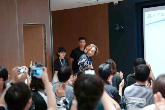 亿米网 小岛工作室设计师上海举行见面会！PS中国晒活动图